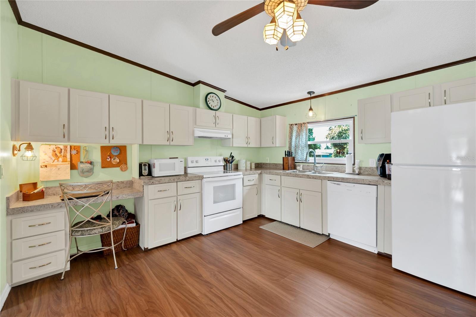 Image 10 of 36 For 5663 Cherry Tree Lane