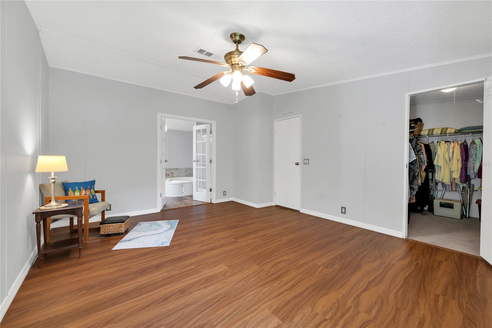 Image 13 of 36 For 5663 Cherry Tree Lane