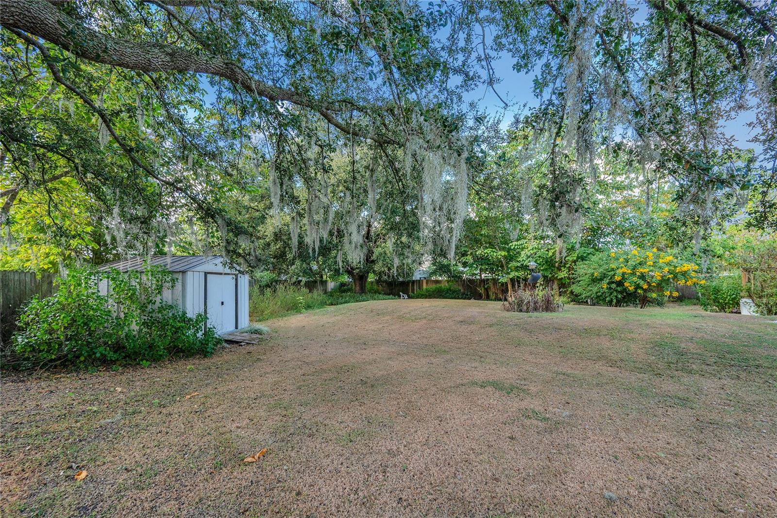 Image 30 of 36 For 5663 Cherry Tree Lane