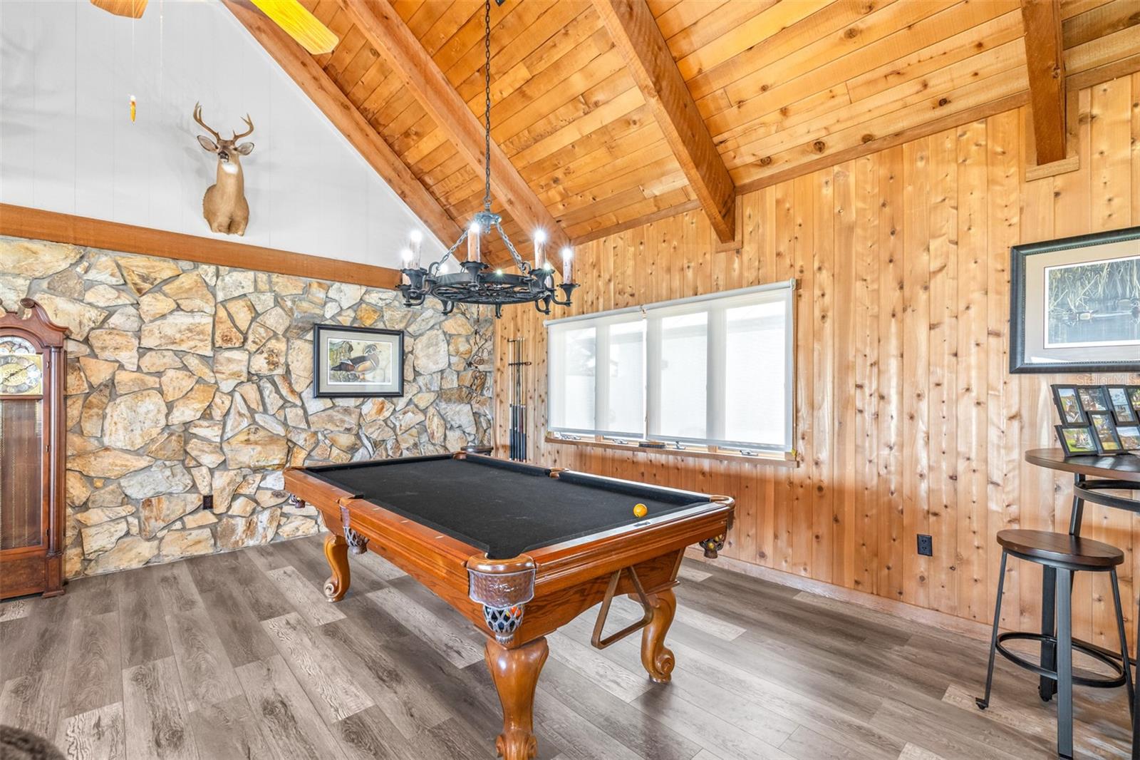 Image 12 of 67 For 12 Lakeview Drive