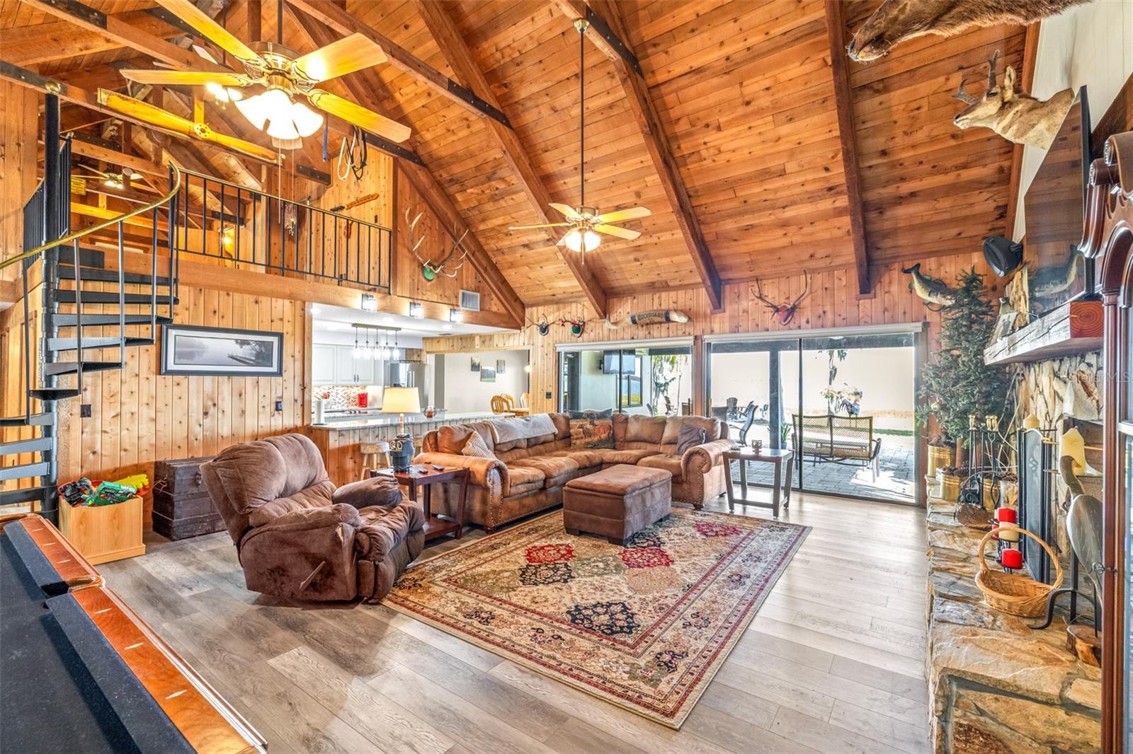 Image 15 of 67 For 12 Lakeview Drive