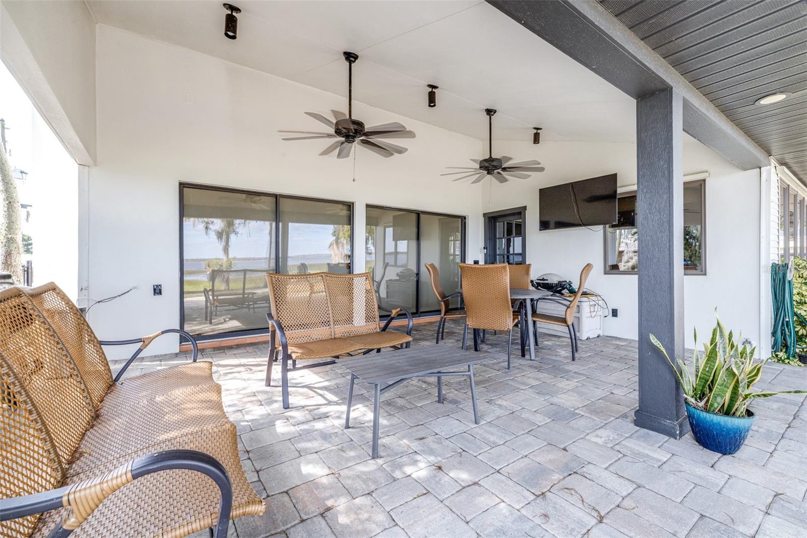 Image 37 of 67 For 12 Lakeview Drive