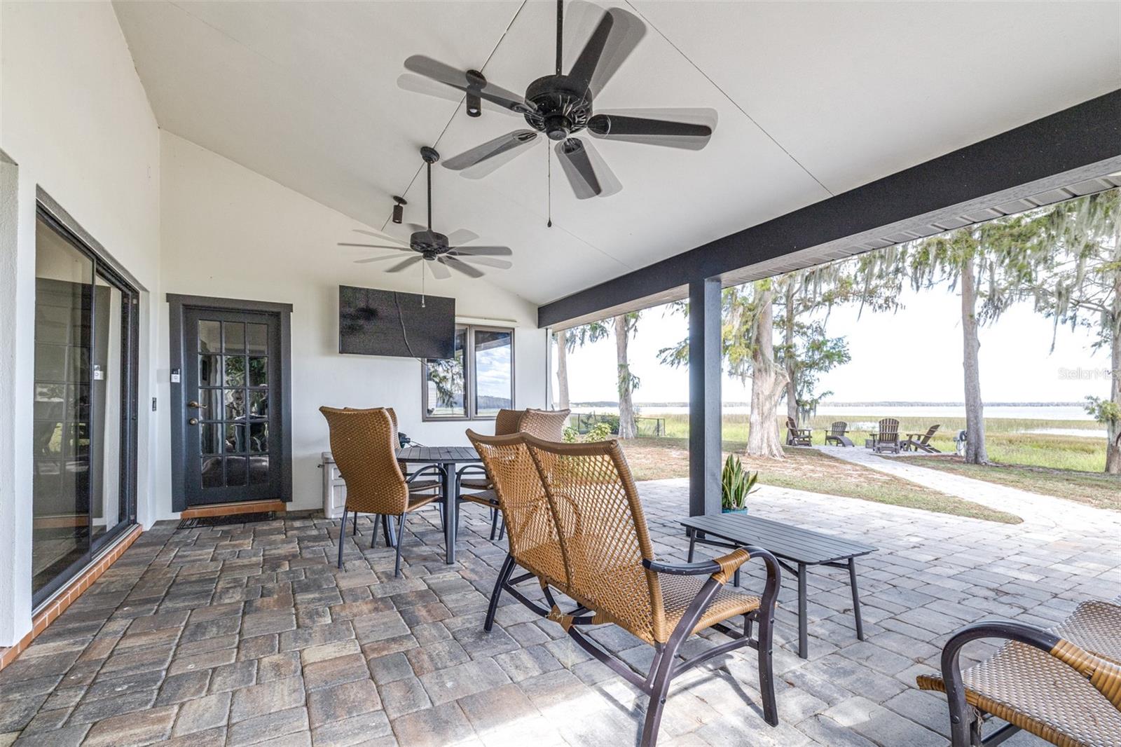 Image 38 of 67 For 12 Lakeview Drive