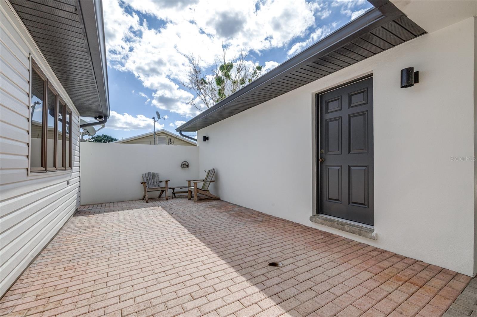 Image 6 of 67 For 12 Lakeview Drive