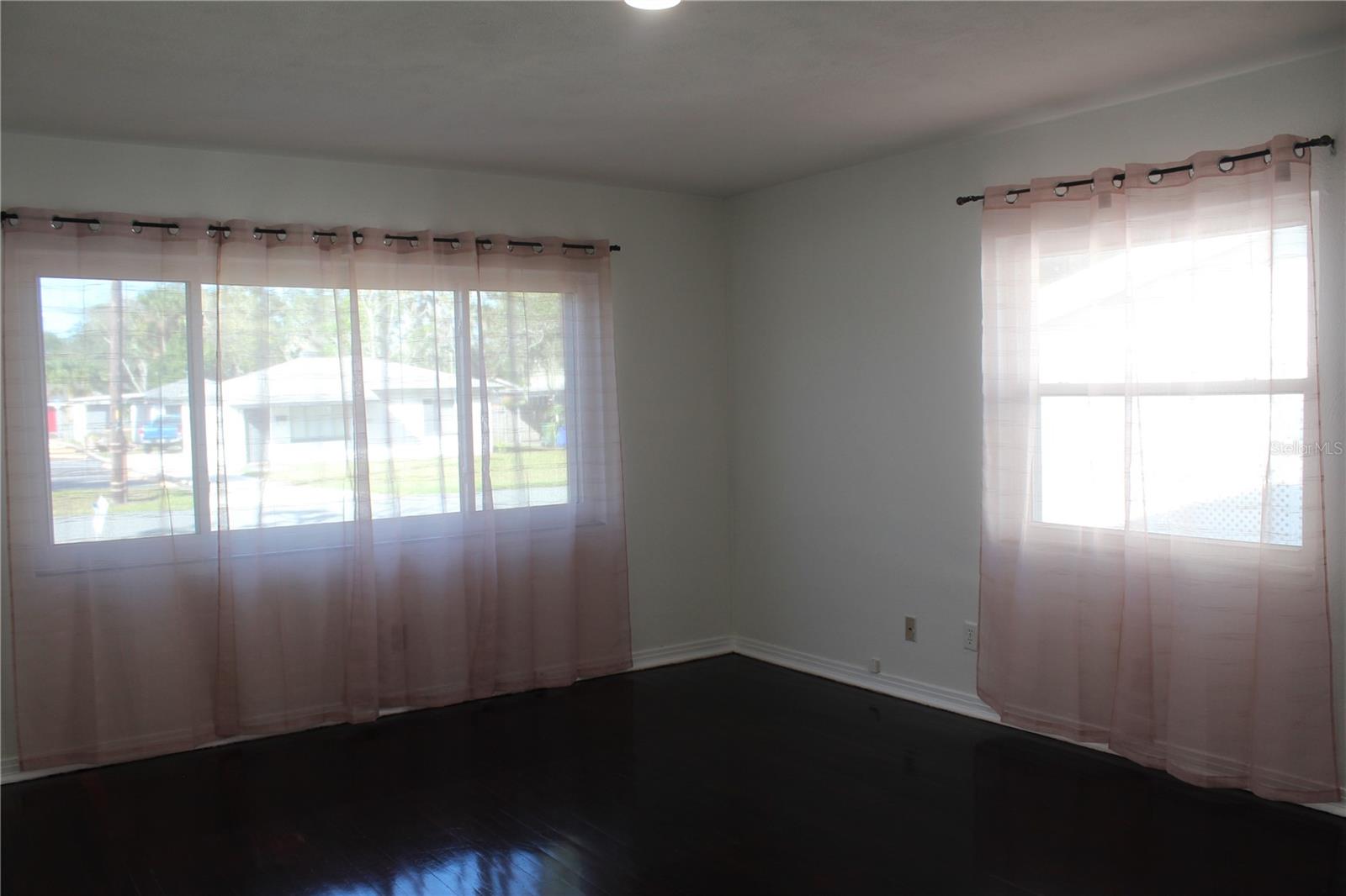 Image 16 of 29 For 515 Druid Street