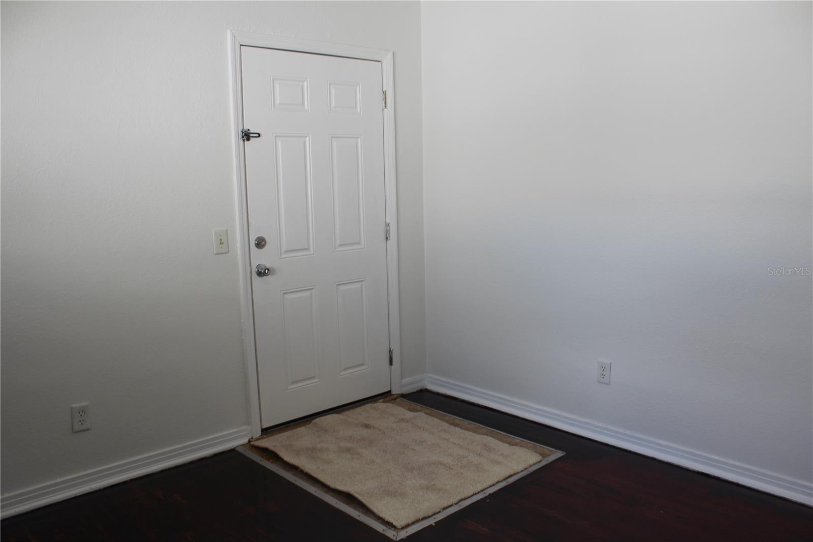 Image 26 of 29 For 515 Druid Street