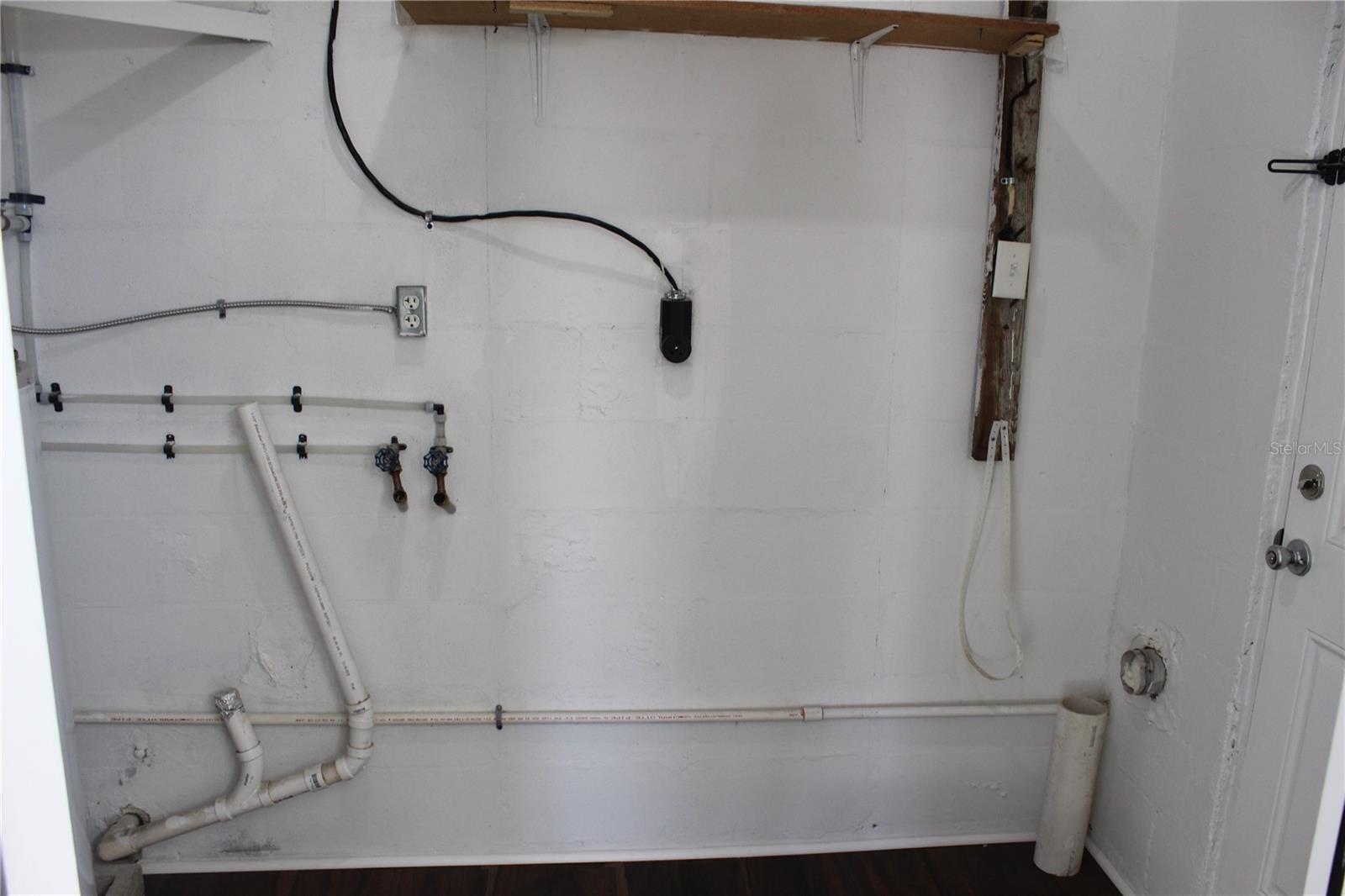 Image 28 of 29 For 515 Druid Street