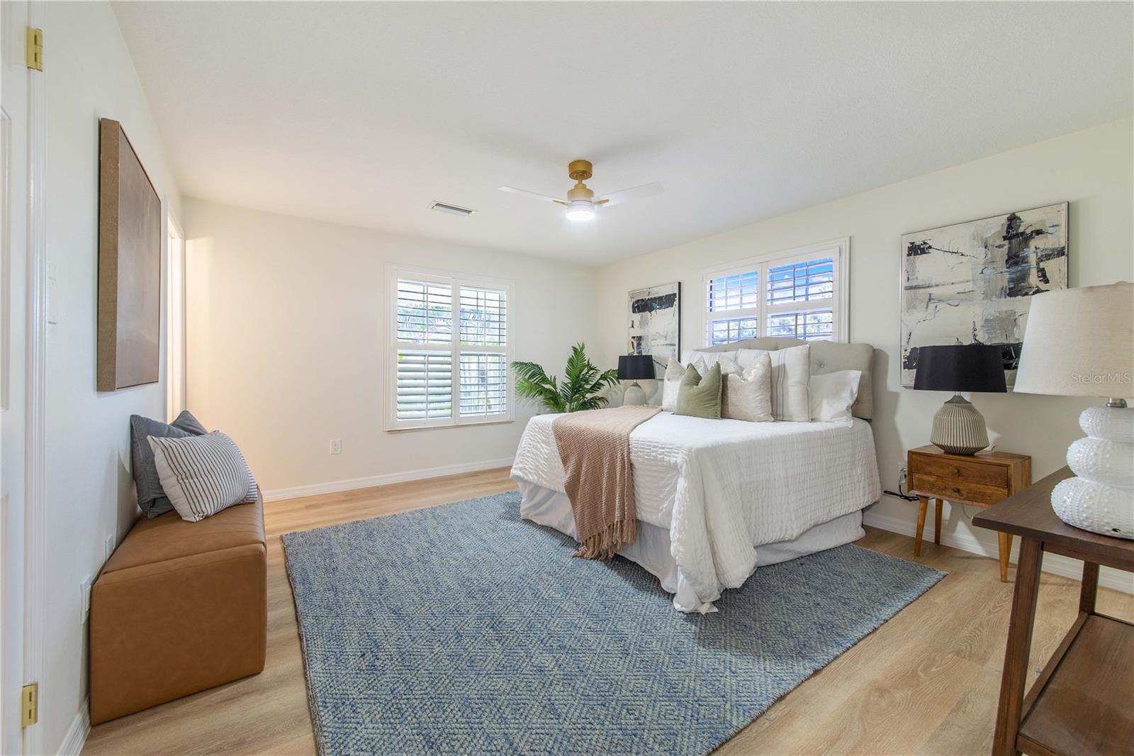 Image 22 of 38 For 1628 Lakewood Drive S