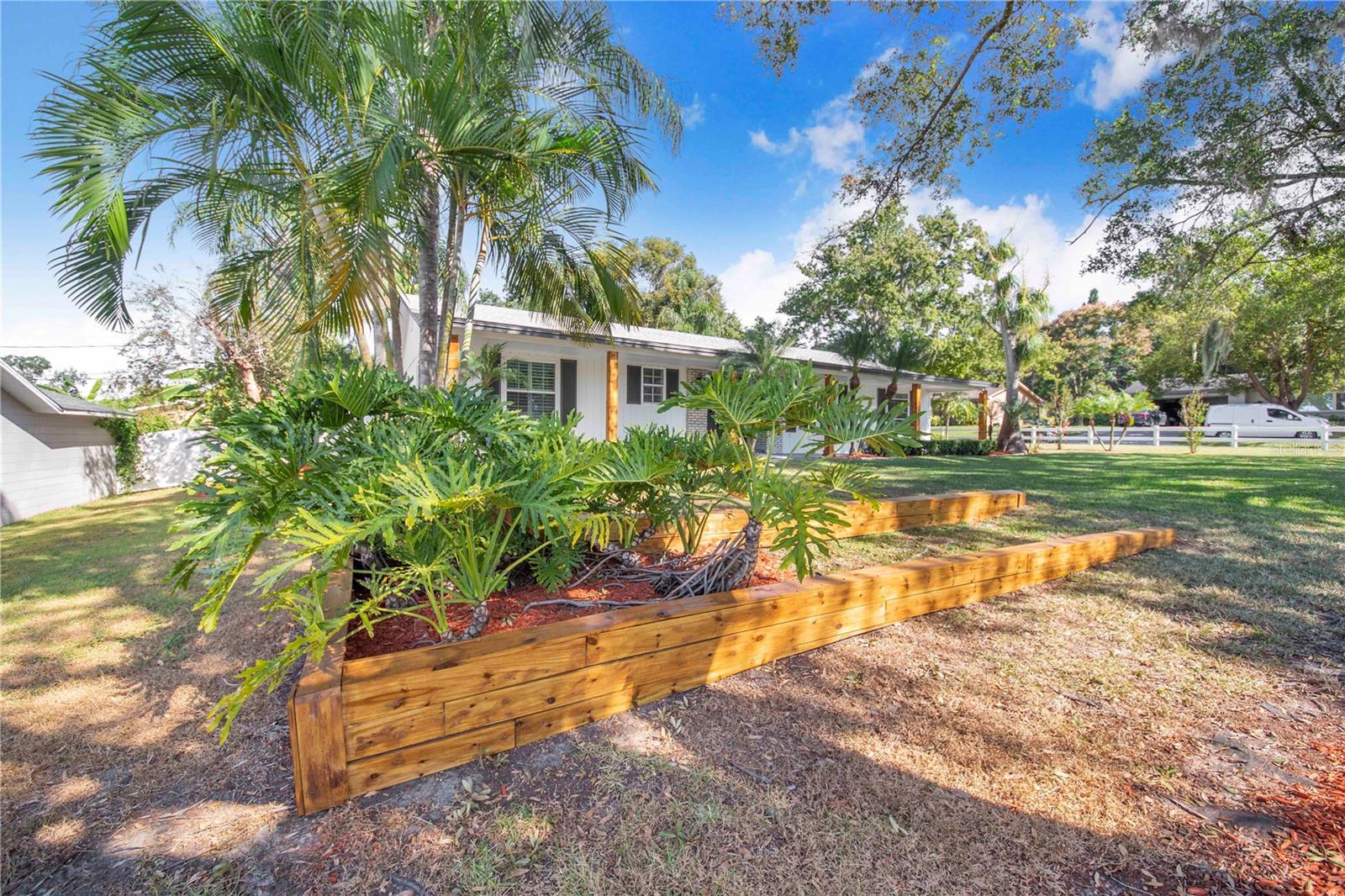 Image 33 of 38 For 1628 Lakewood Drive S