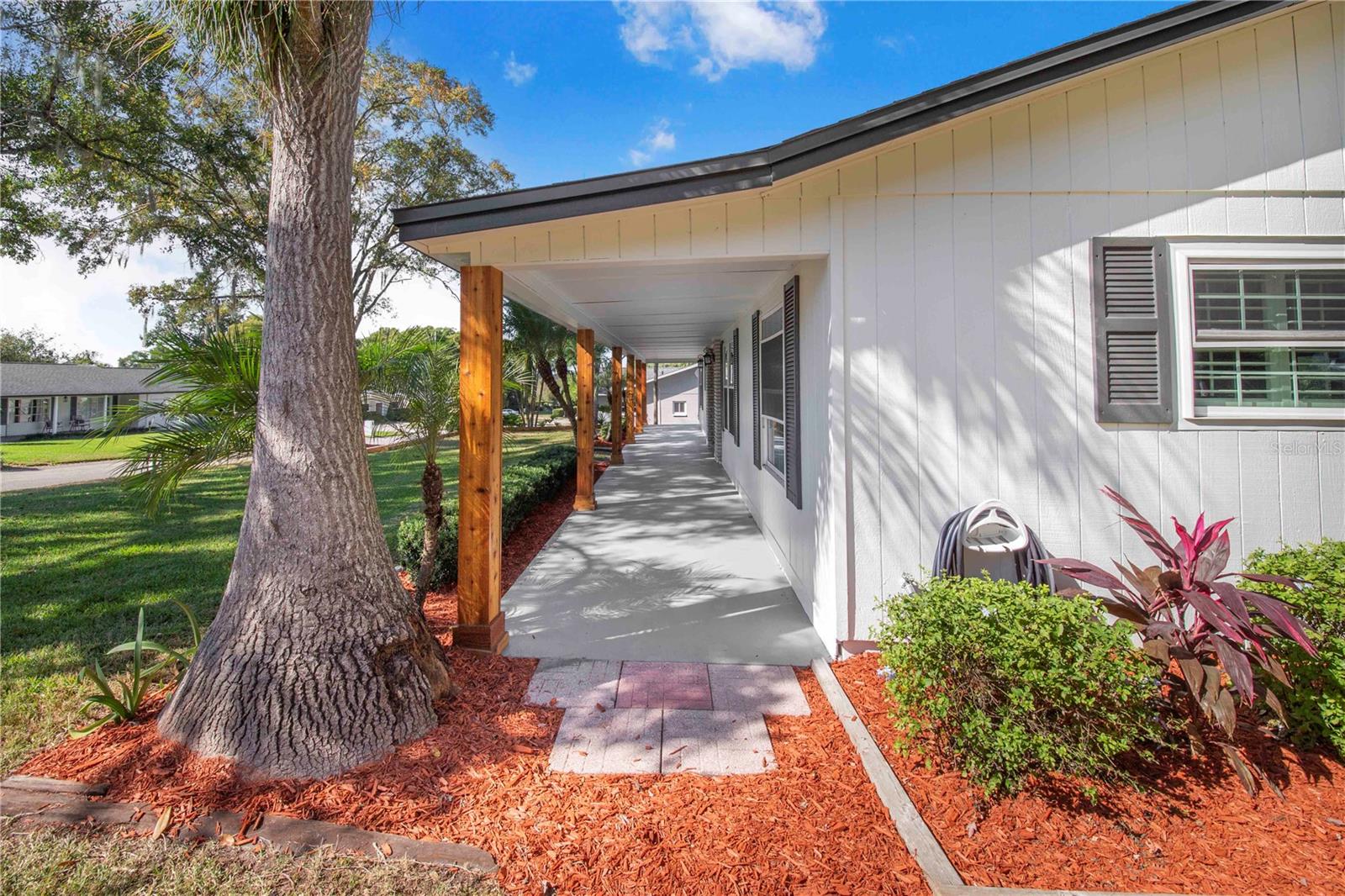 Image 36 of 38 For 1628 Lakewood Drive S