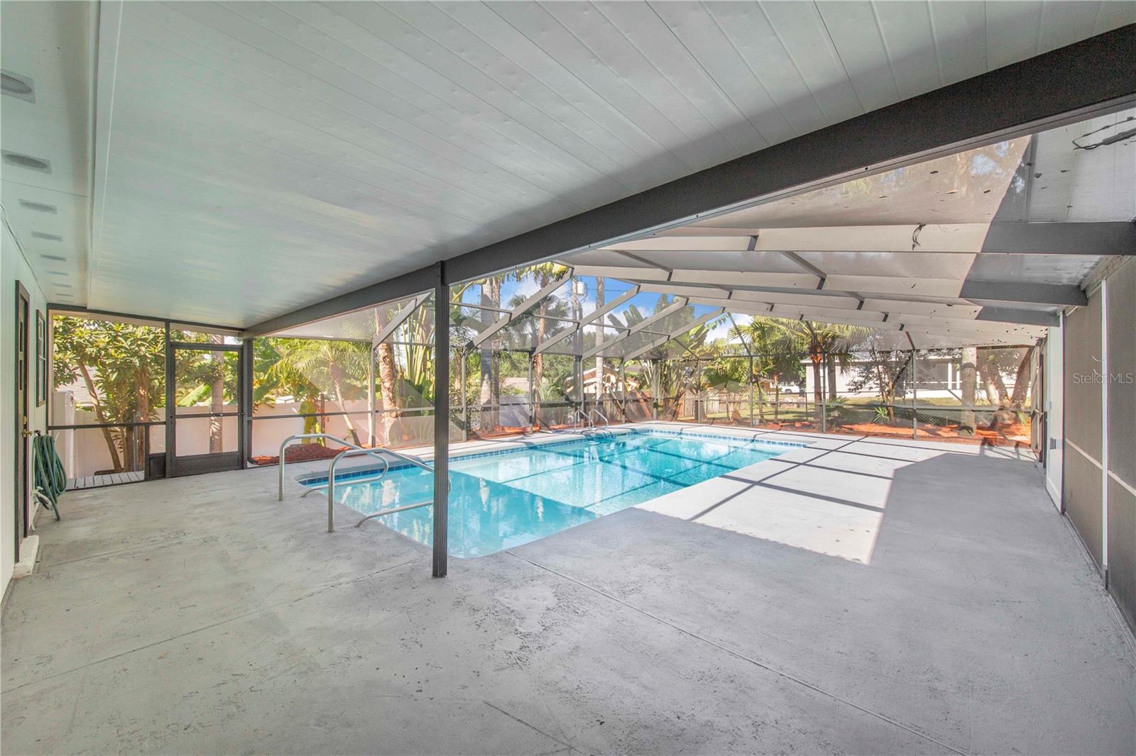 Image 37 of 38 For 1628 Lakewood Drive S