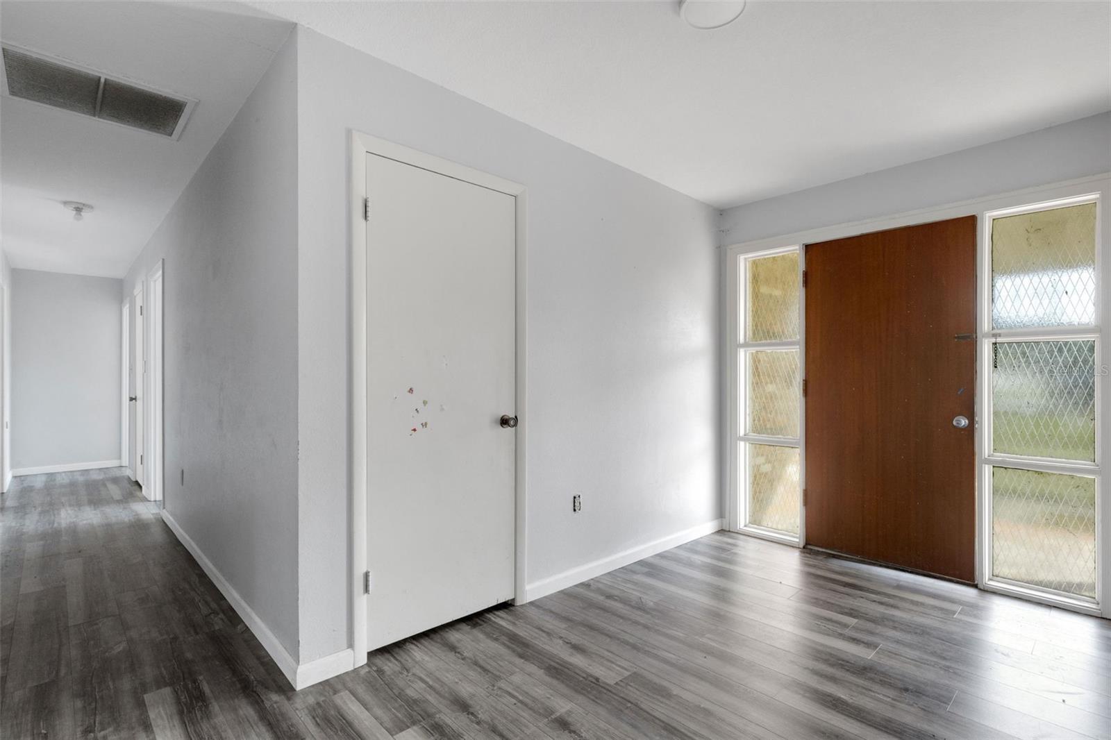 Image 2 of 45 For 1723 Daughtery Road