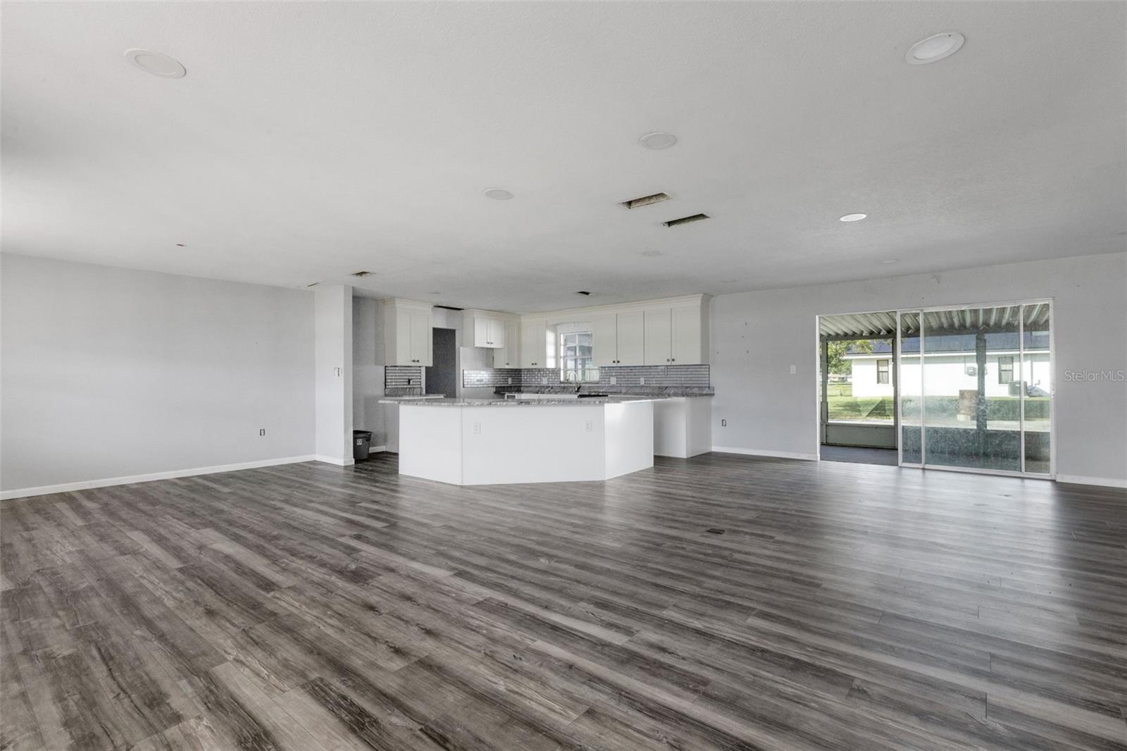 Image 7 of 45 For 1723 Daughtery Road