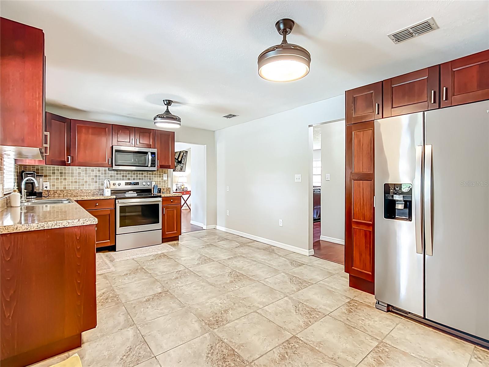 Image 10 of 66 For 6540 Snell Road