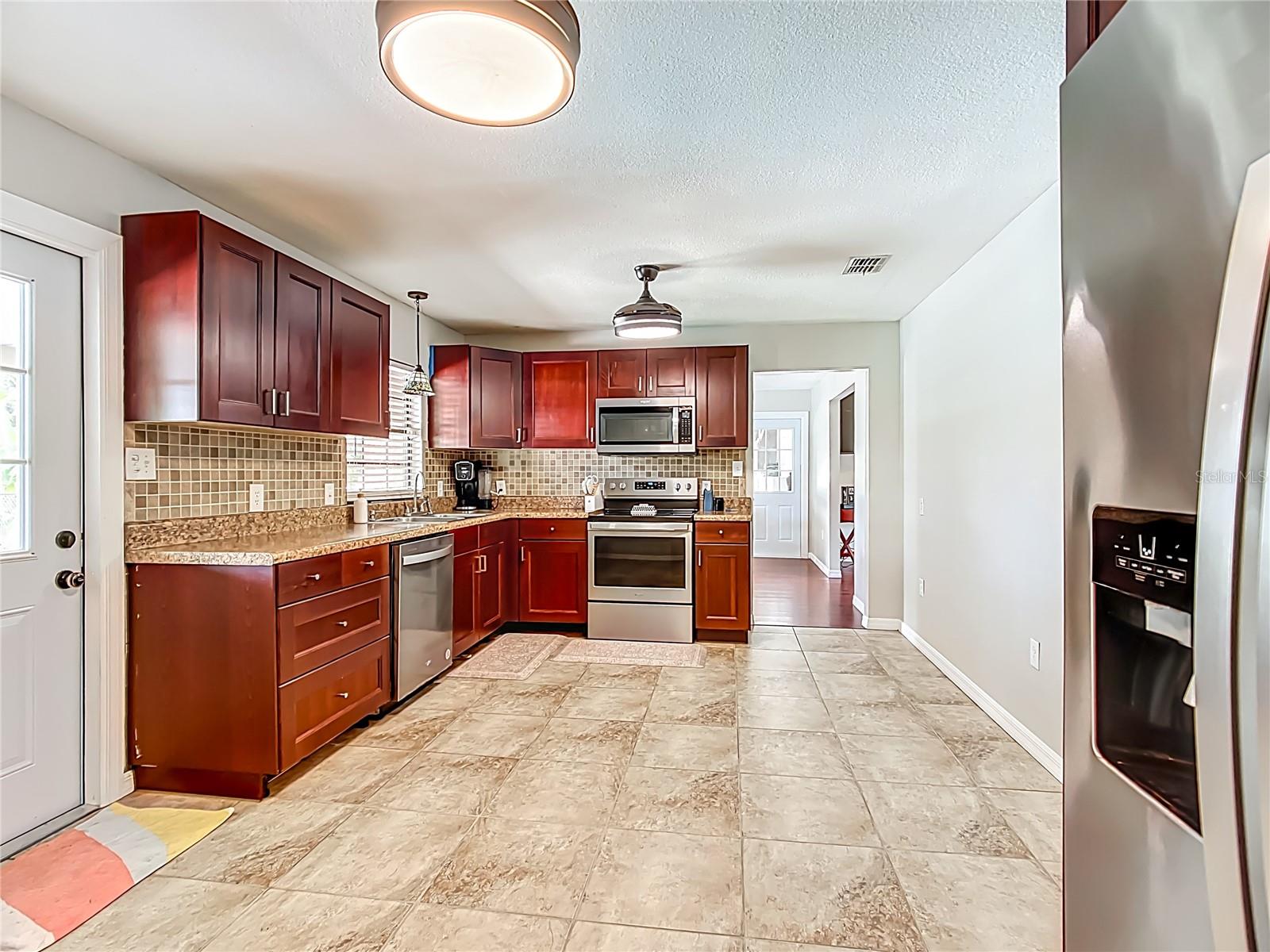 Image 11 of 66 For 6540 Snell Road