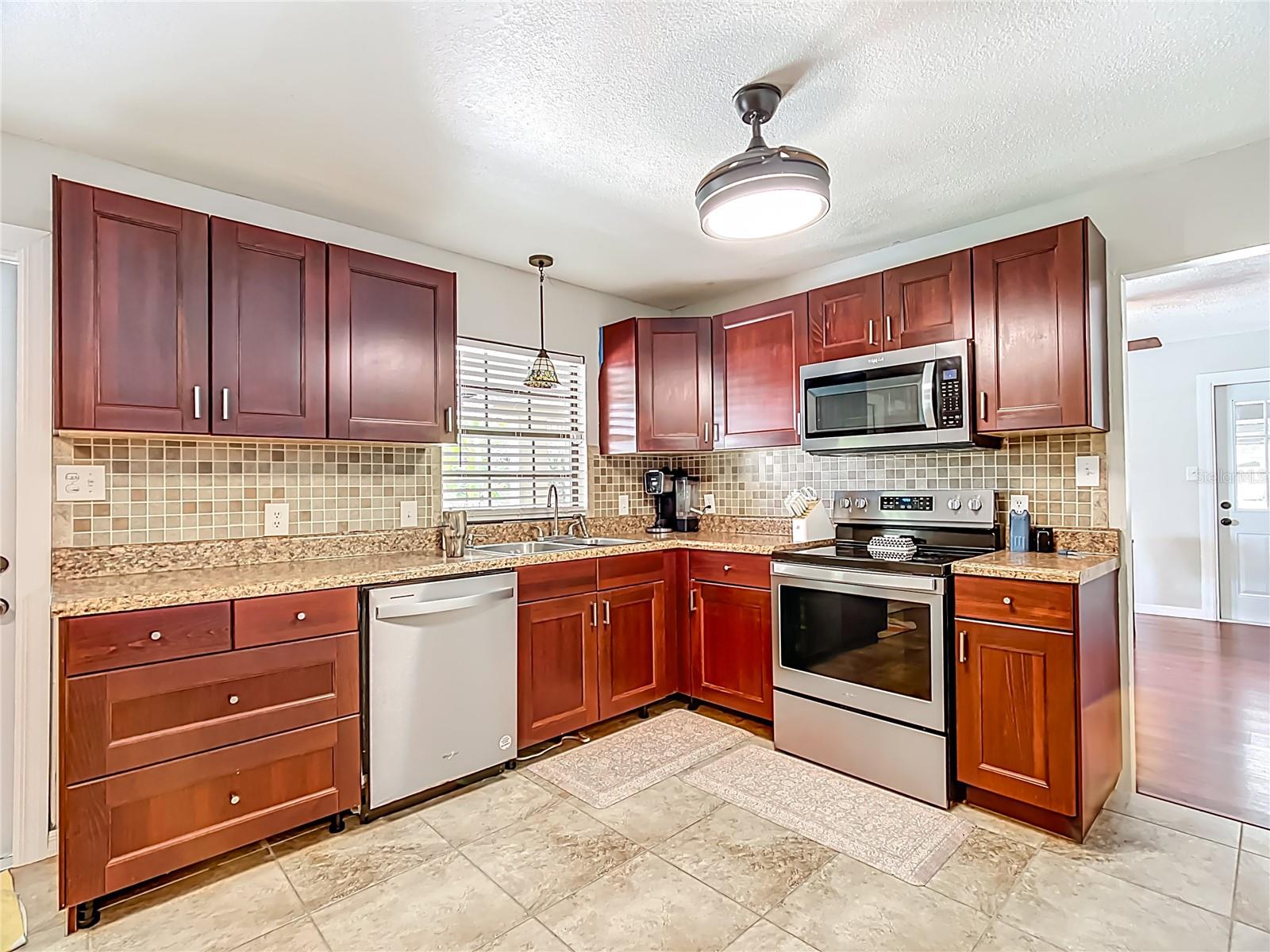 Image 13 of 66 For 6540 Snell Road