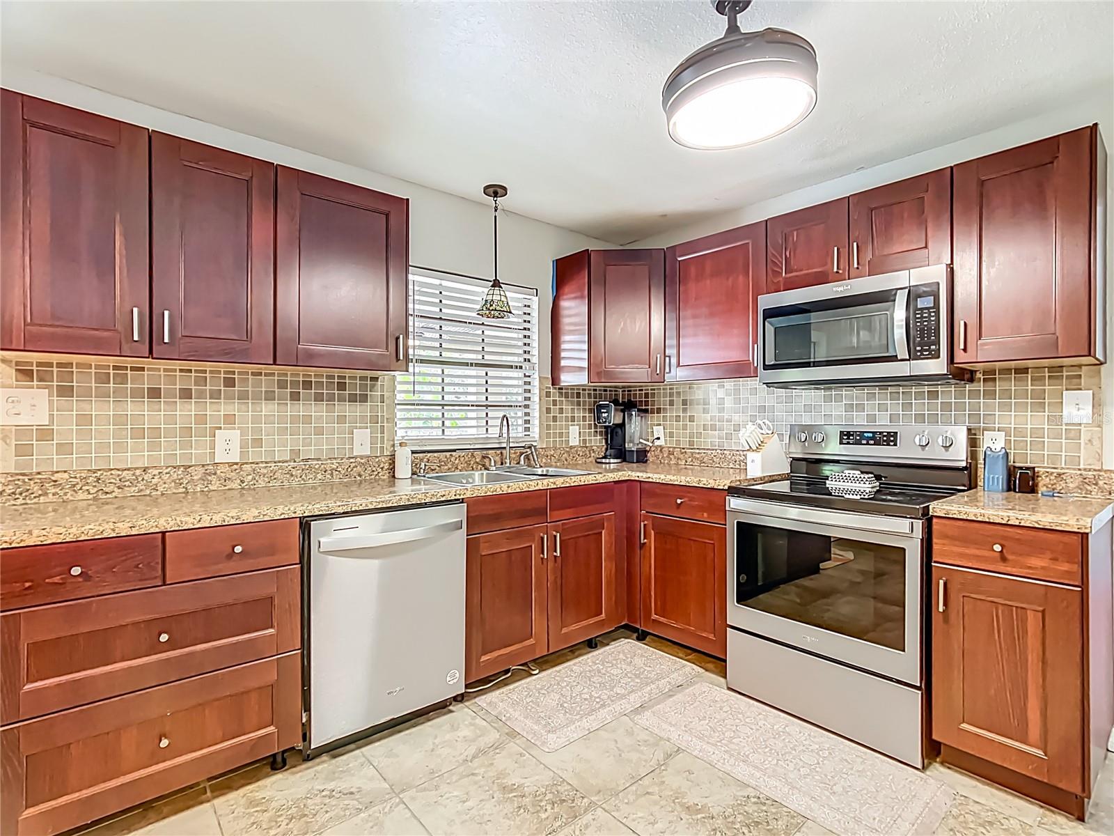 Image 14 of 66 For 6540 Snell Road