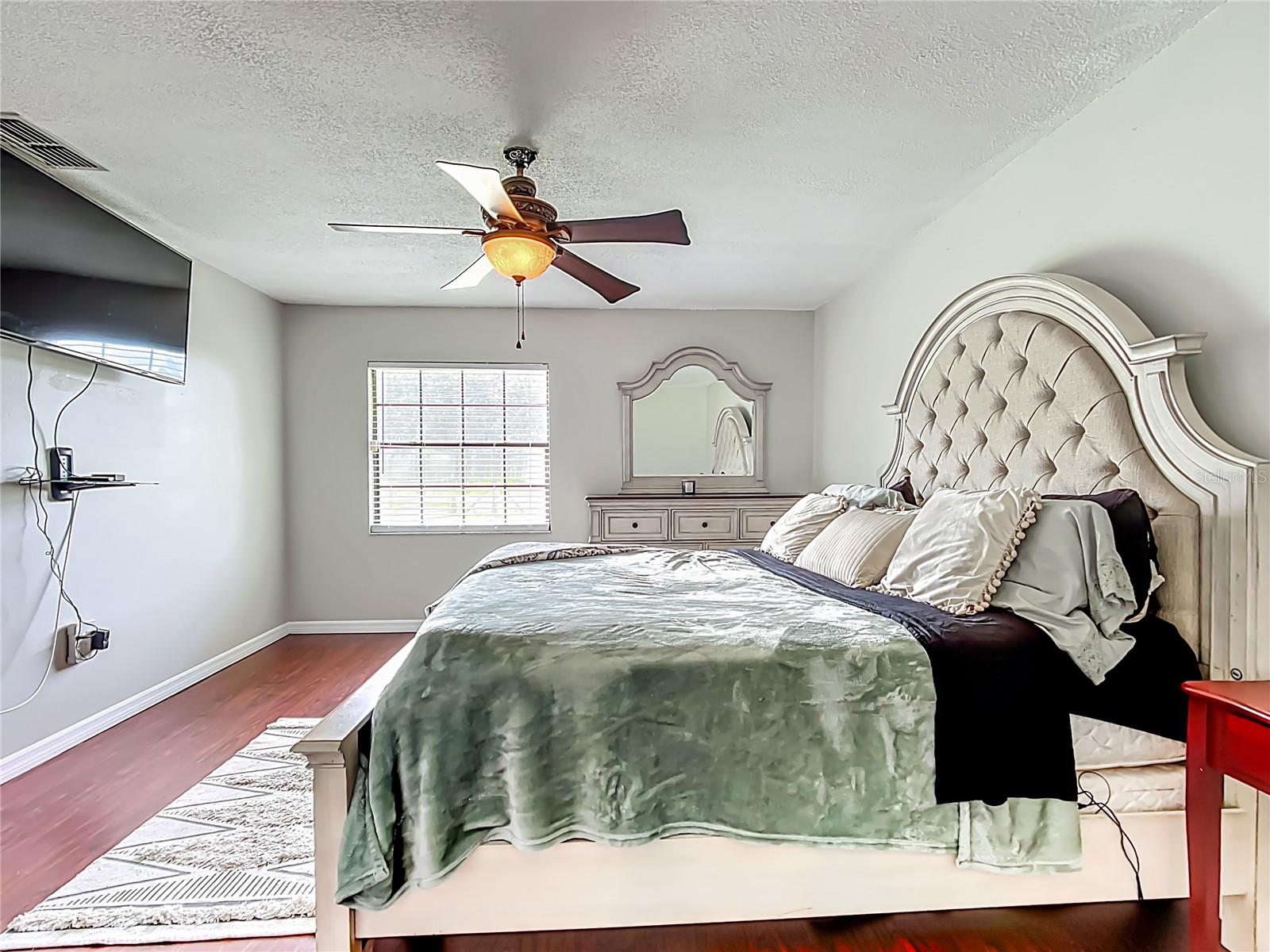 Image 18 of 66 For 6540 Snell Road