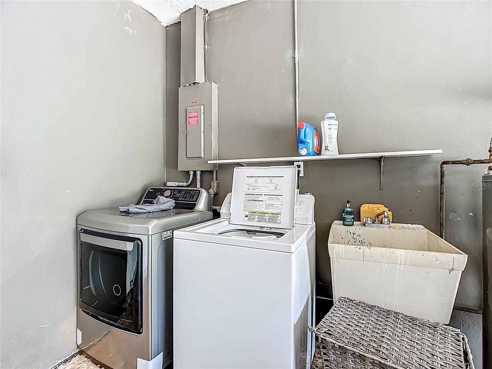 Image 28 of 66 For 6540 Snell Road