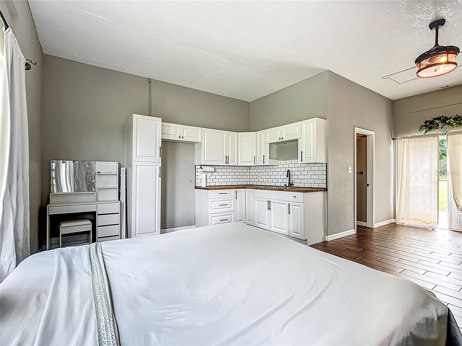 Image 40 of 66 For 6540 Snell Road