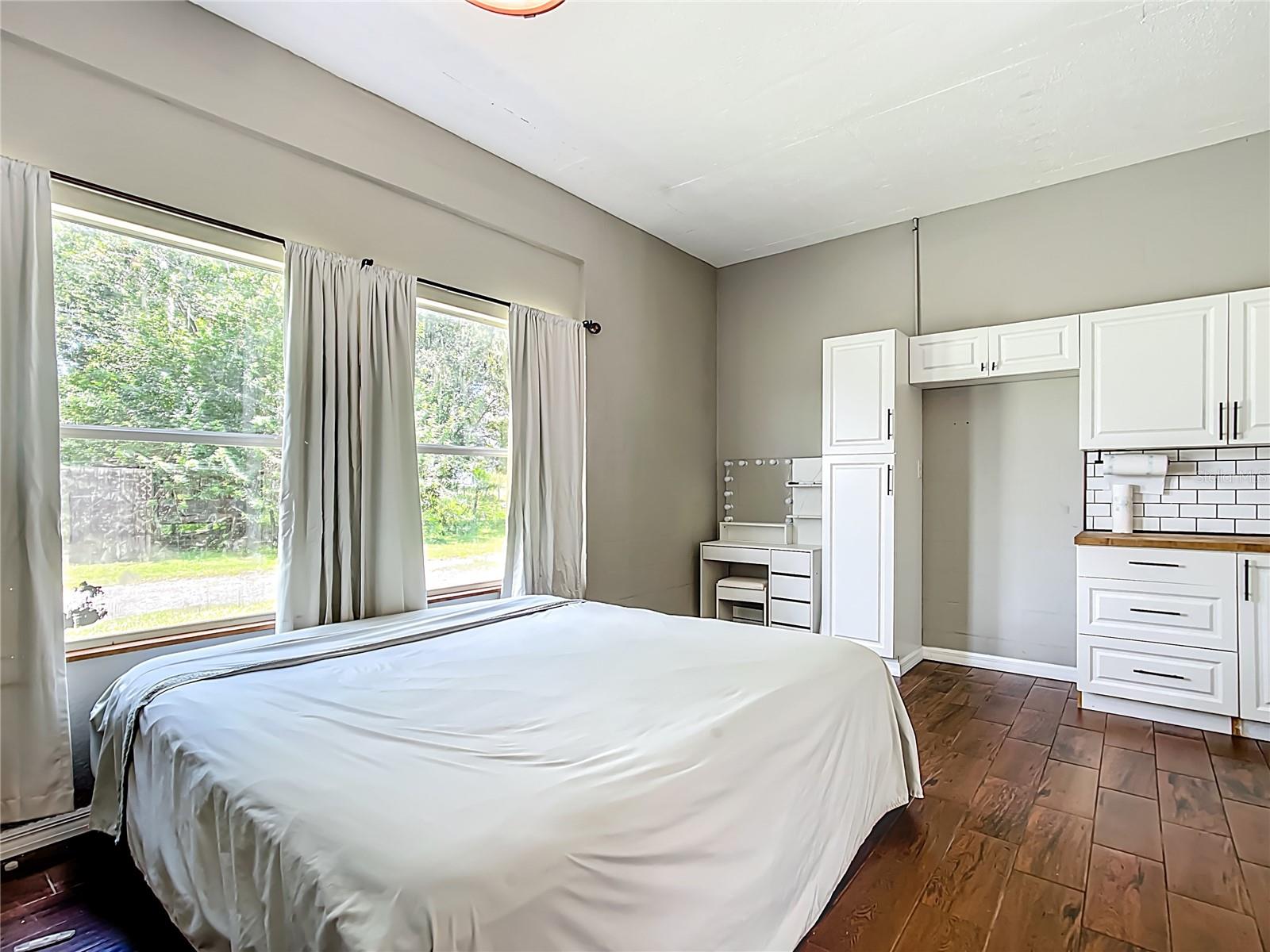 Image 41 of 66 For 6540 Snell Road