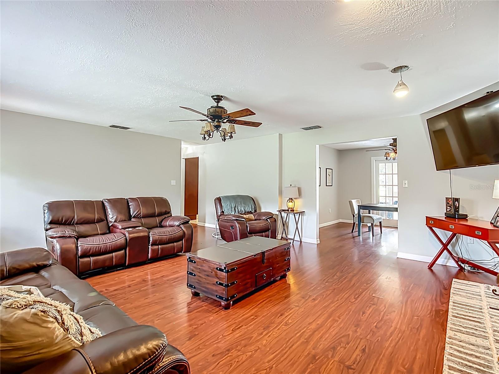 Image 5 of 66 For 6540 Snell Road