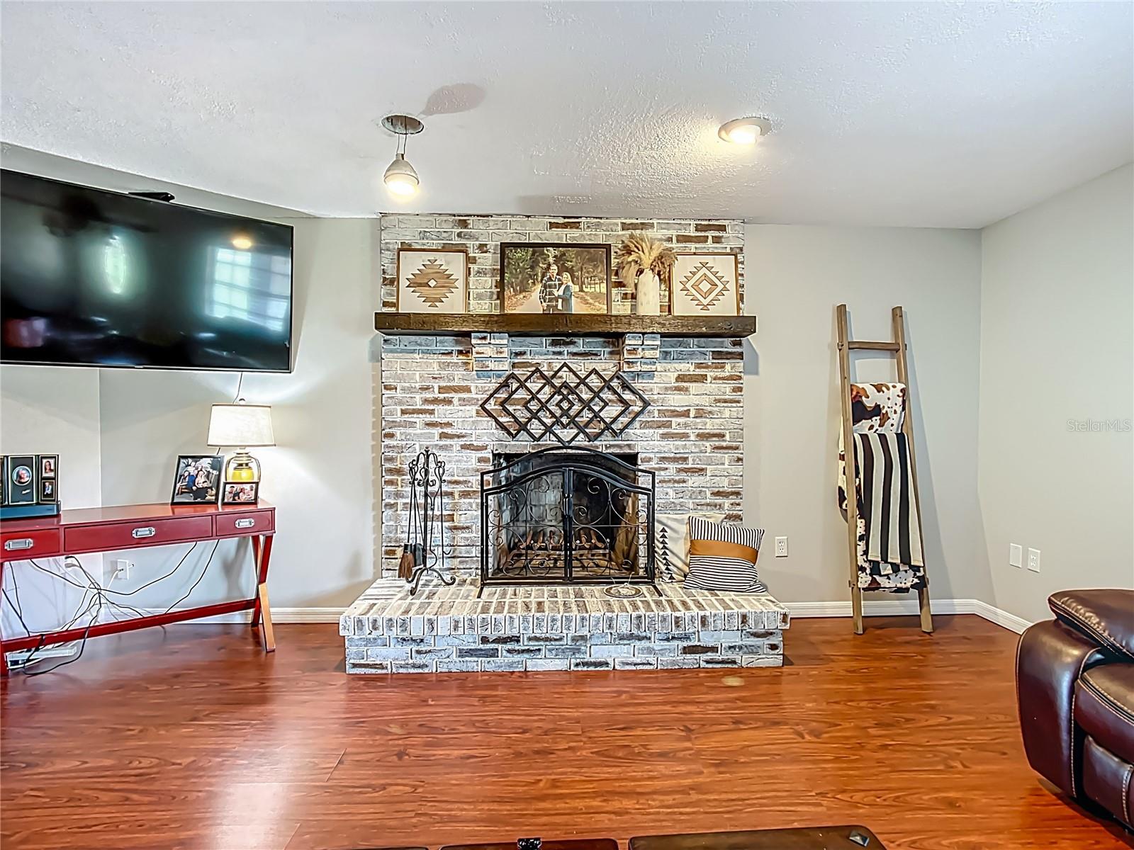 Image 7 of 66 For 6540 Snell Road