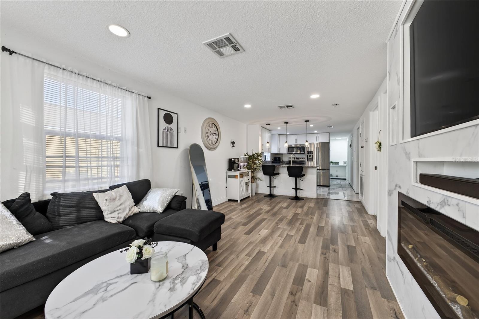 Image 3 of 19 For 1609 Bartley Street