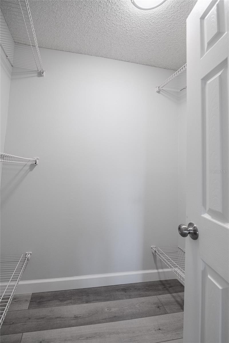 Image 15 of 40 For 2500 21st Street Nw 47