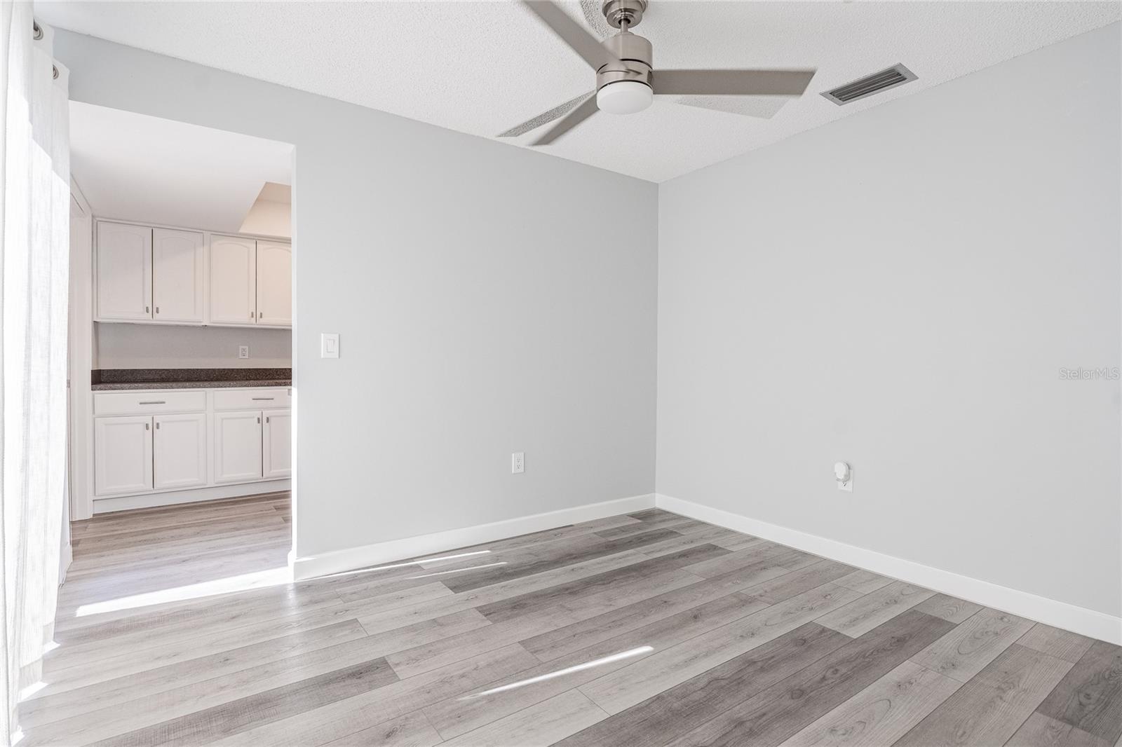 Image 18 of 40 For 2500 21st Street Nw 47