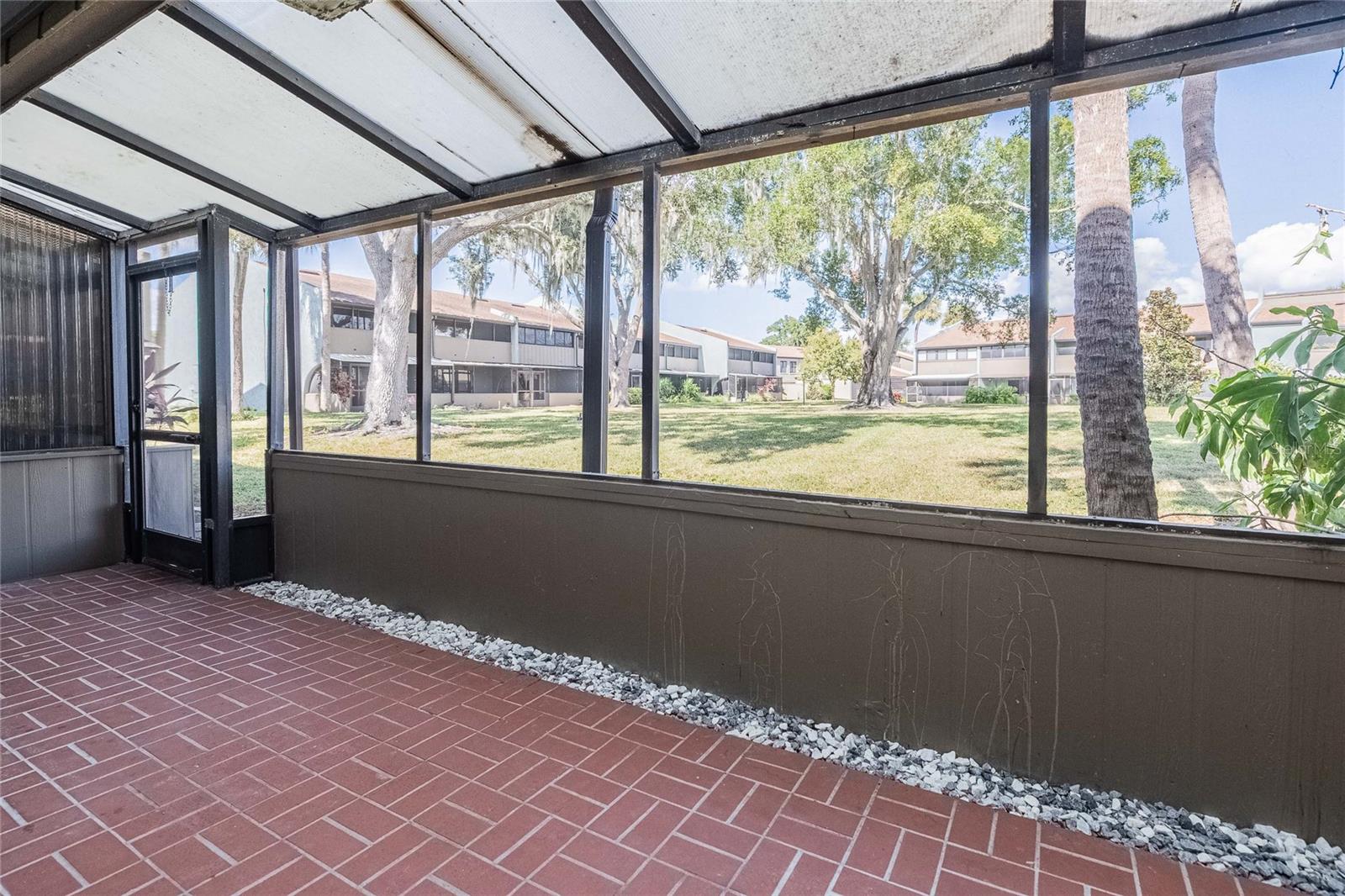 Image 32 of 40 For 2500 21st Street Nw 47