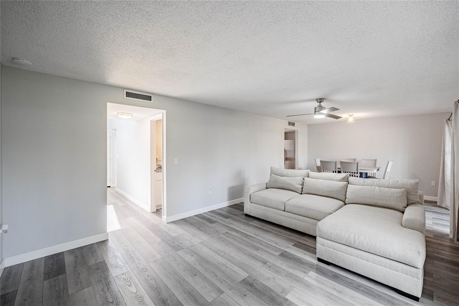 Image 5 of 40 For 2500 21st Street Nw 47