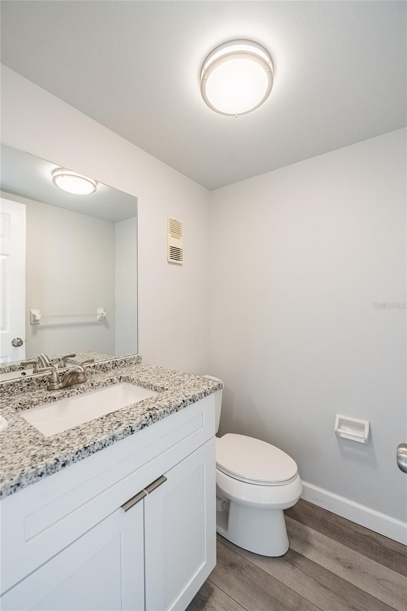 Image 9 of 40 For 2500 21st Street Nw 47