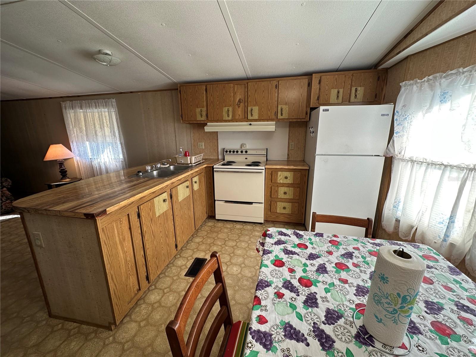 Image 10 of 27 For 1821 Fruitland Park Circle