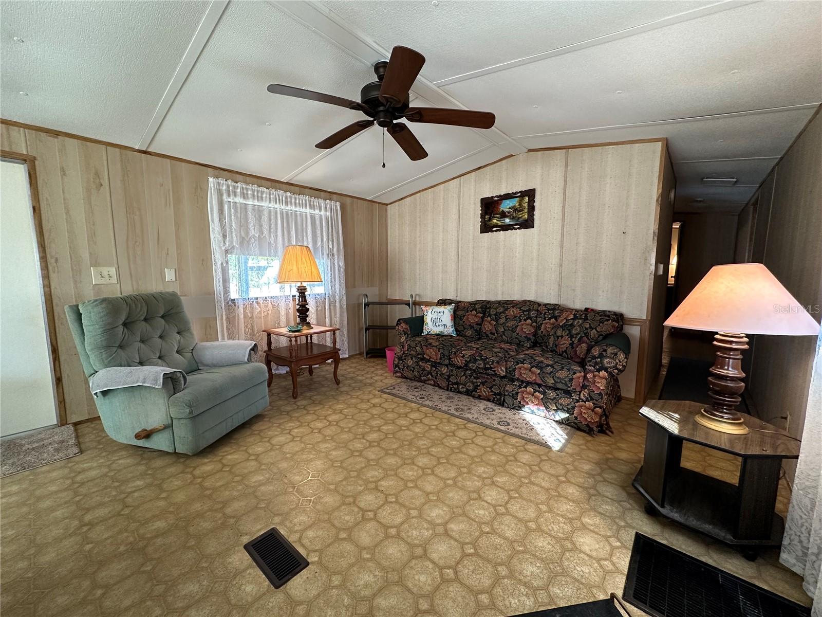 Image 14 of 27 For 1821 Fruitland Park Circle