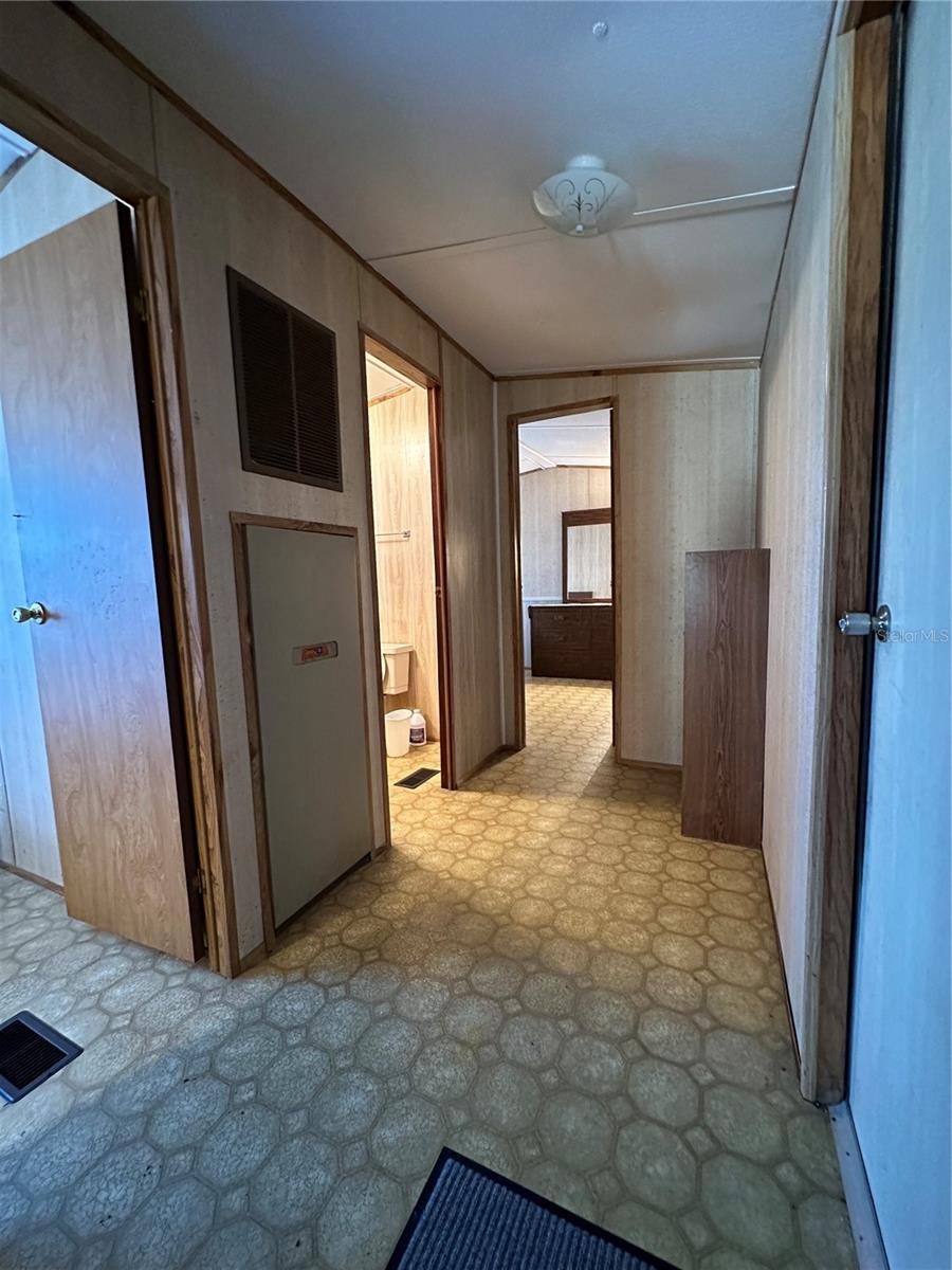 Image 16 of 27 For 1821 Fruitland Park Circle