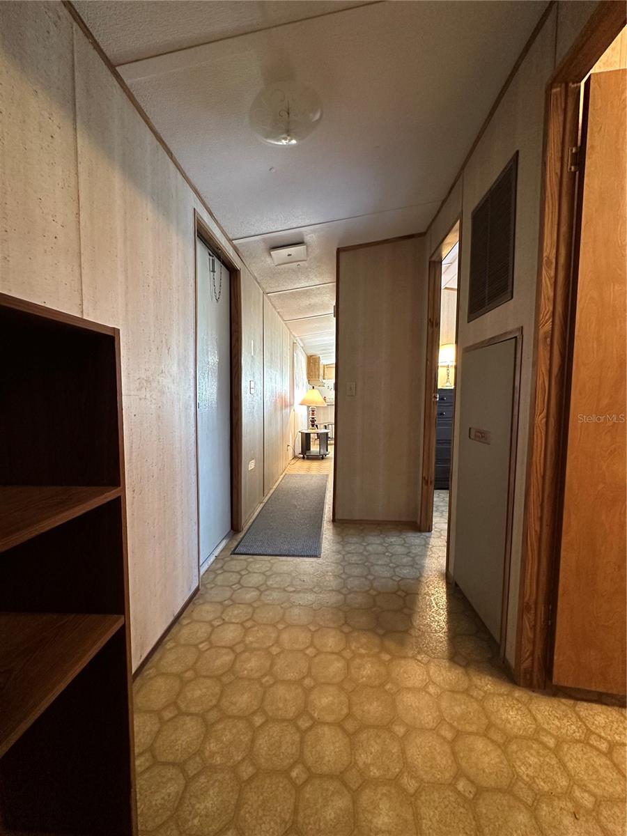 Image 23 of 27 For 1821 Fruitland Park Circle