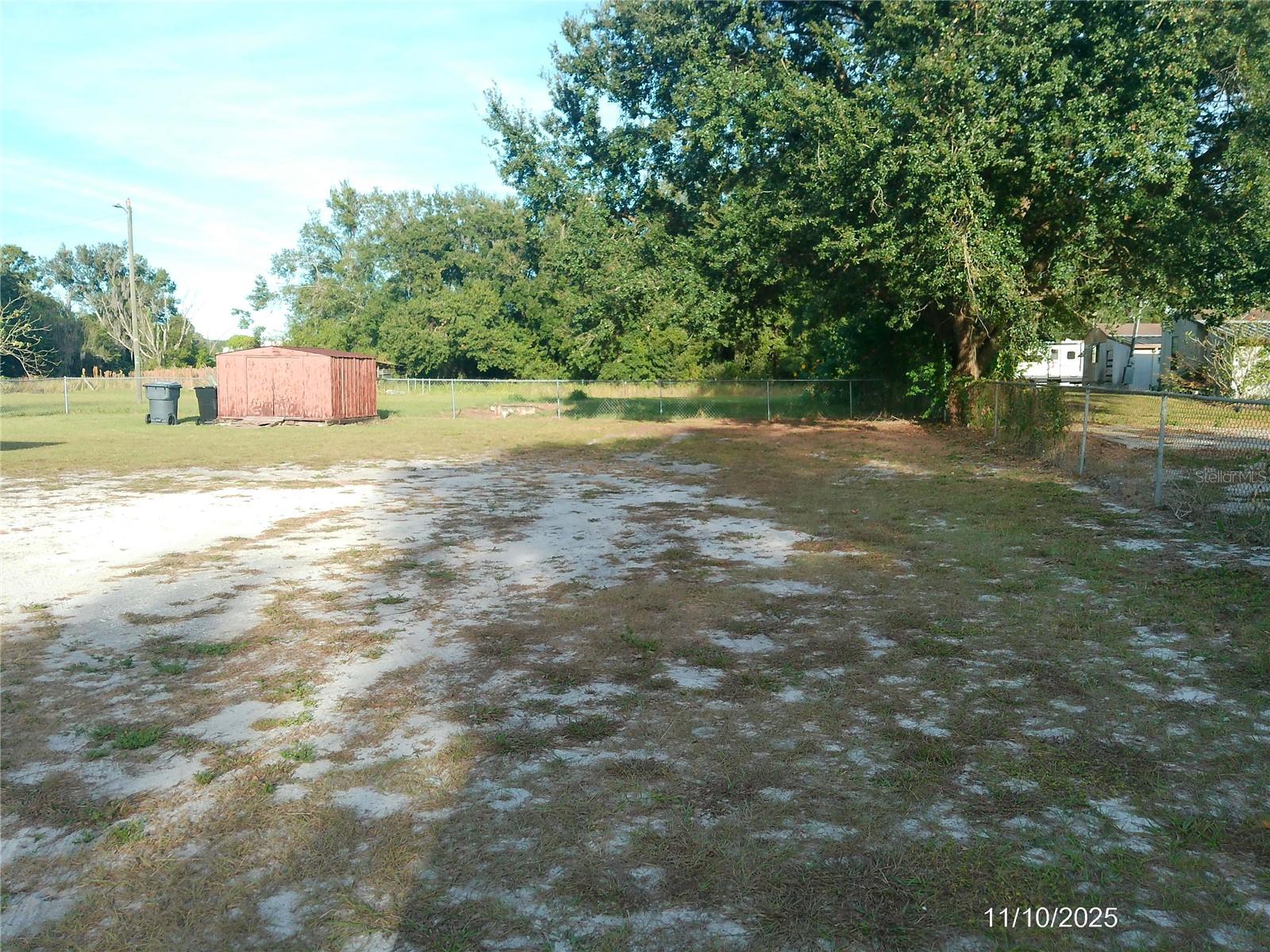 Image 18 of 19 For 19 Tennessee Lane B