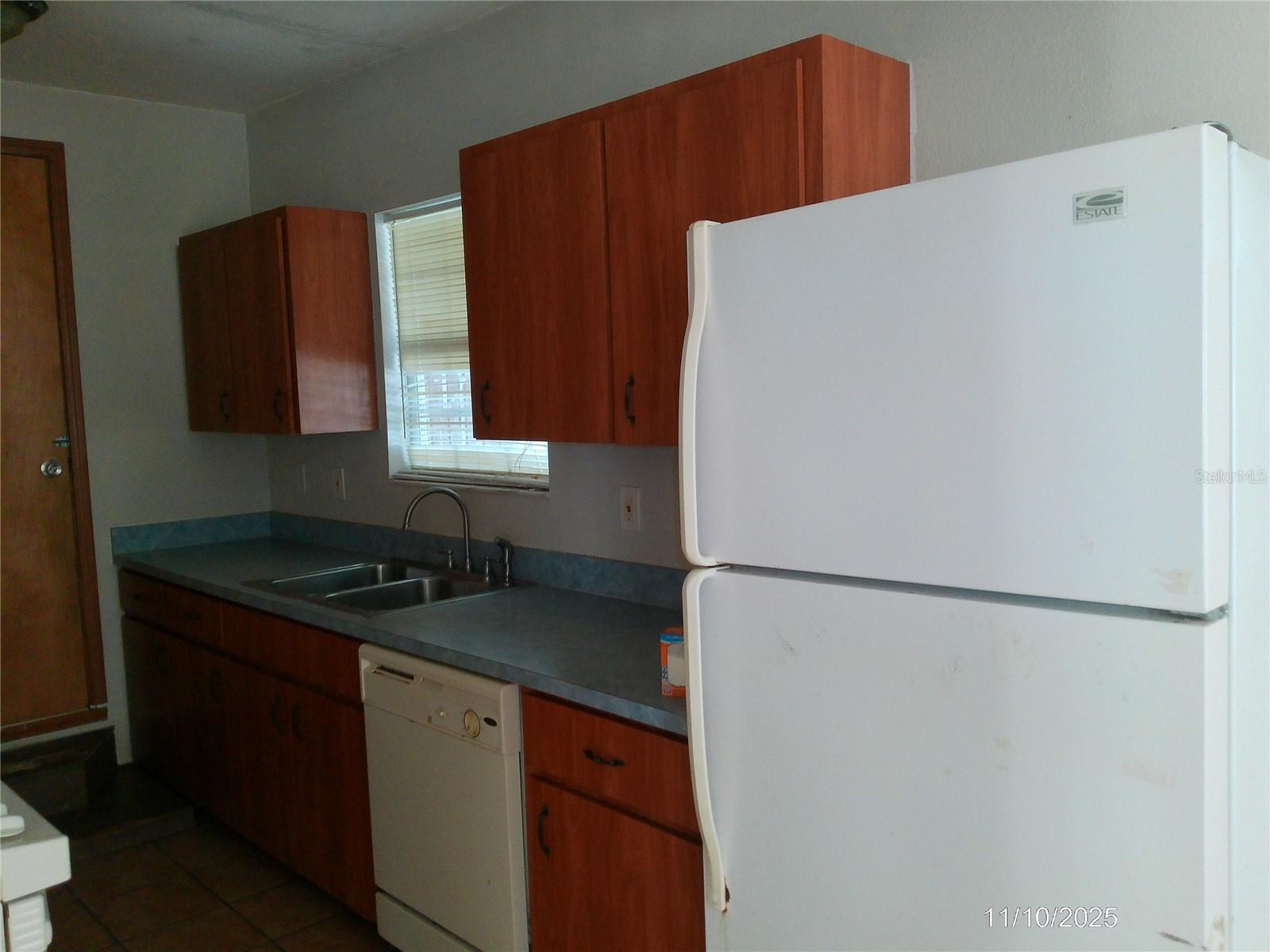 Image 8 of 19 For 19 Tennessee Lane B