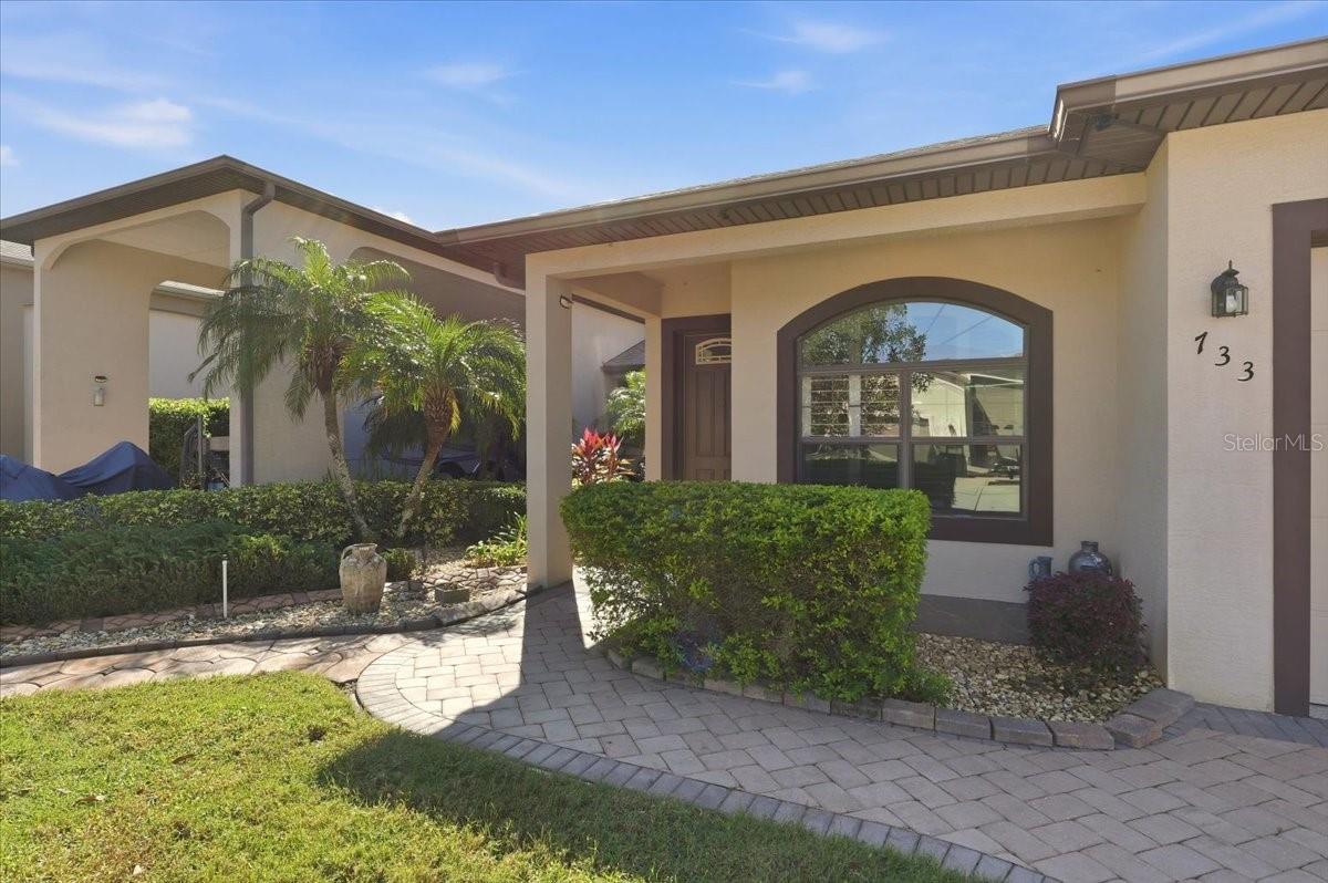 Image 10 of 35 For 733 Meandering Way