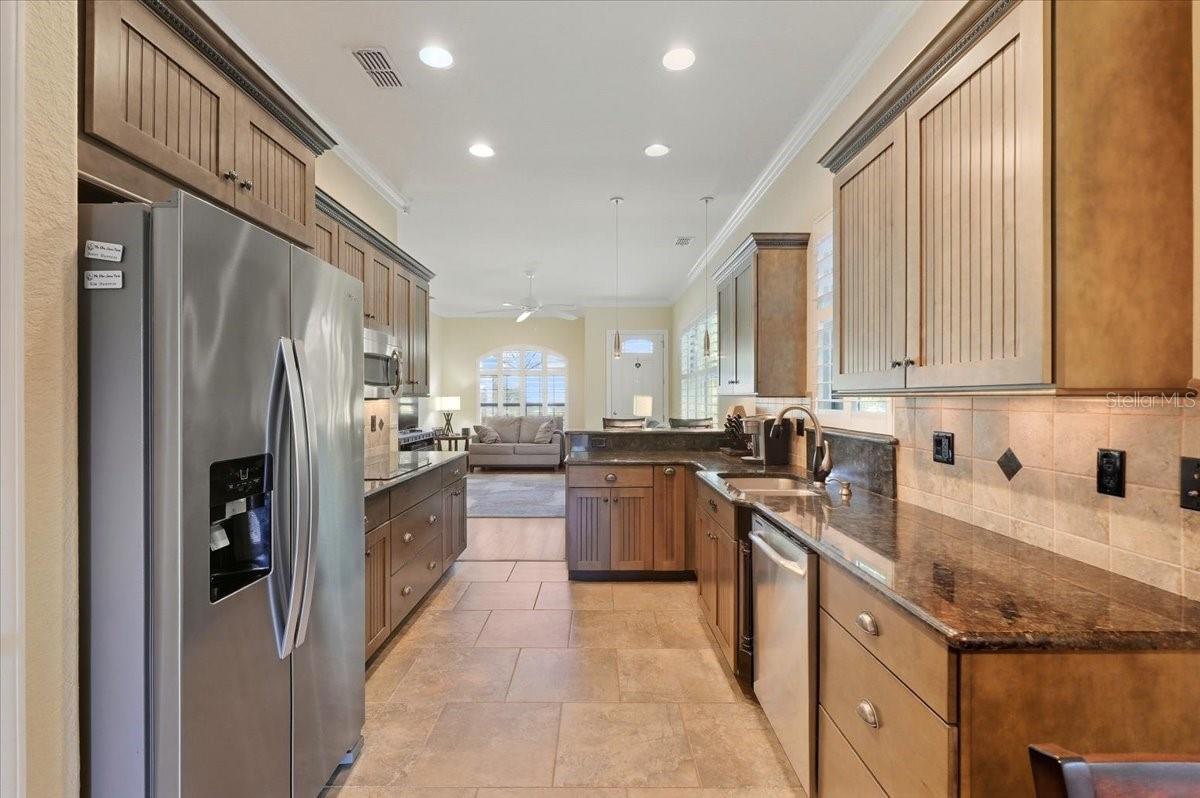 Image 14 of 35 For 733 Meandering Way