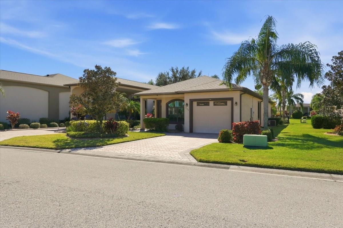 Image 2 of 35 For 733 Meandering Way