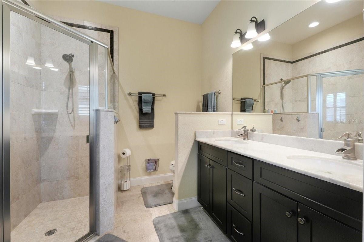 Image 22 of 35 For 733 Meandering Way