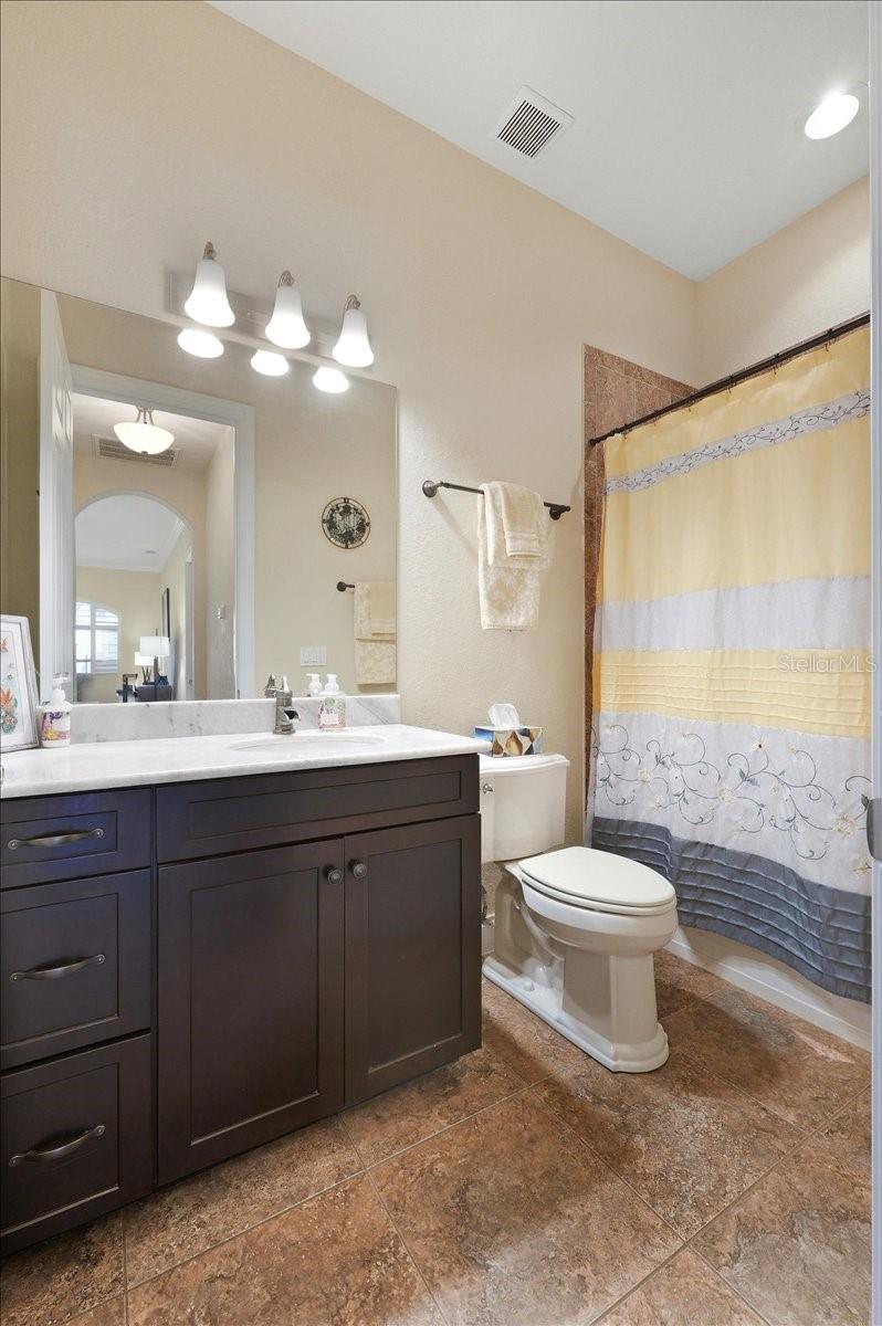 Image 26 of 35 For 733 Meandering Way