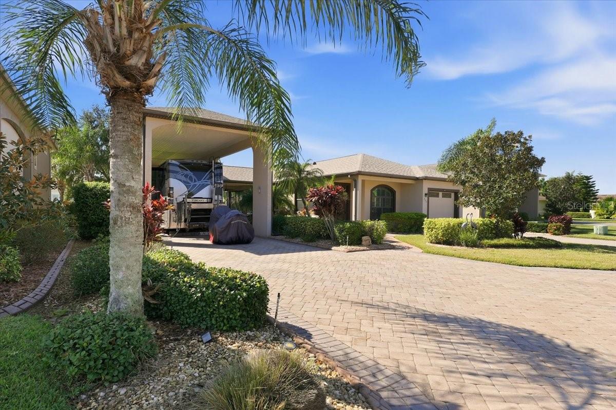 Image 3 of 35 For 733 Meandering Way