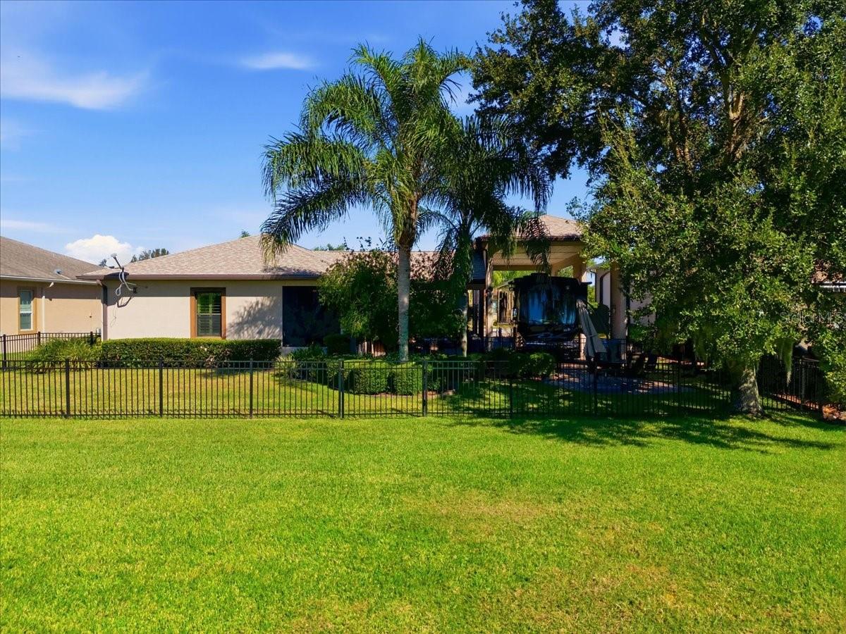 Image 5 of 35 For 733 Meandering Way