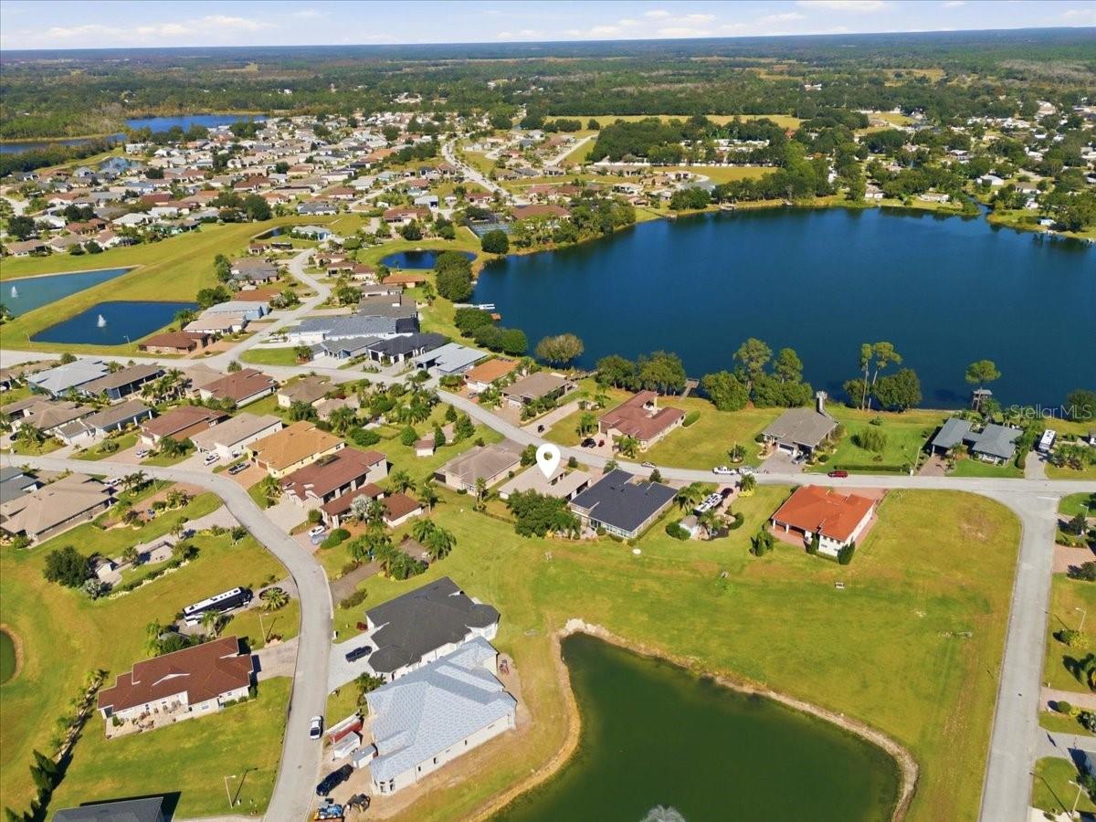 Image 6 of 35 For 733 Meandering Way