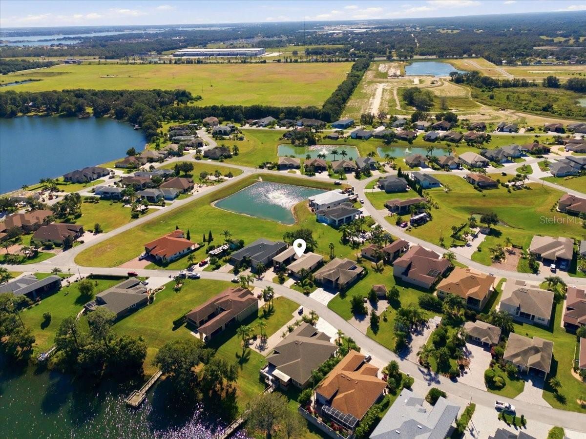 Image 7 of 35 For 733 Meandering Way