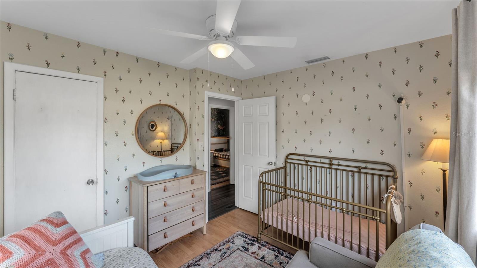 Image 13 of 37 For 930 Pinecrest Drive