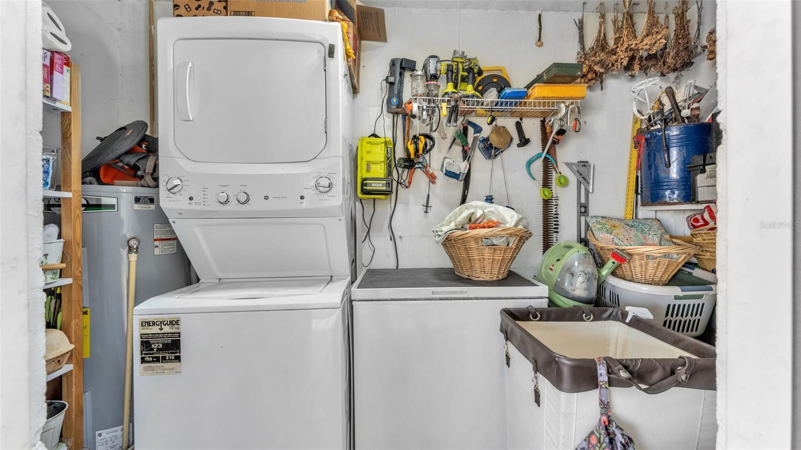 Image 20 of 37 For 930 Pinecrest Drive